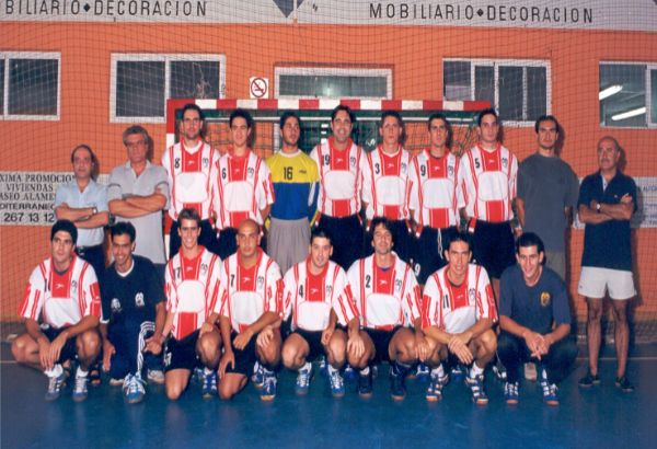Plantilla 2001 – 2002