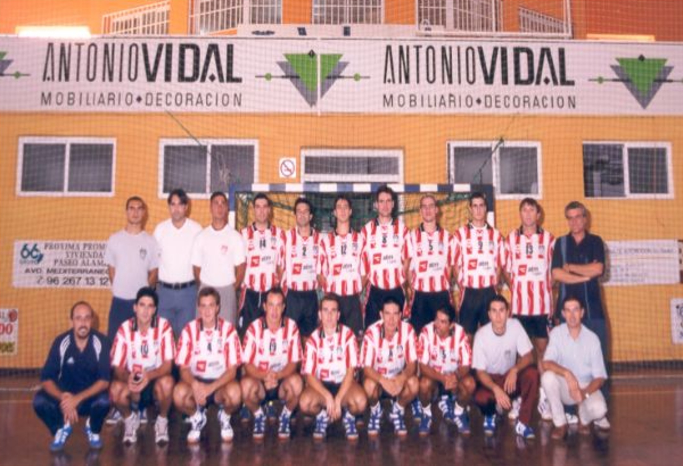 Plantilla 2000/01