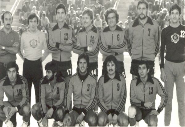 Plantilla 1976 – 1977
